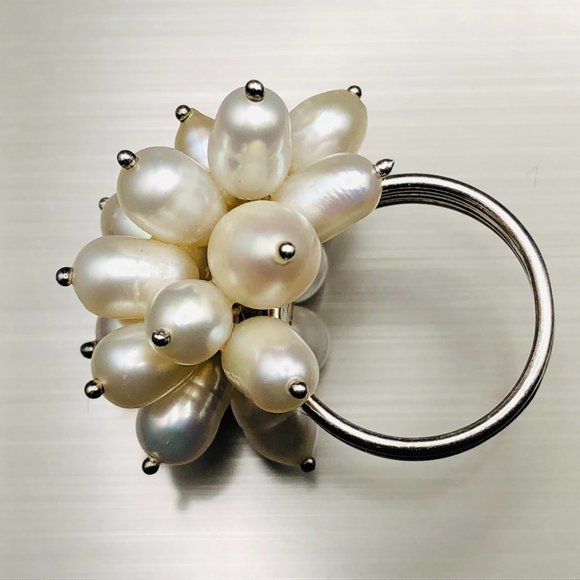 Artisan Sterling Silver Pearl Earrings & Cluster Pearl Ring Size 5 - 18.2 Grams - Picture 8 of 16